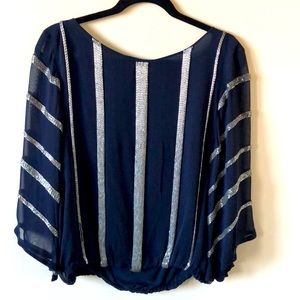 Alice+Olivia bell-sleeve embellished crop top L